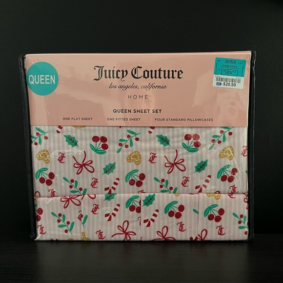 NEW Juicy Couture Christmas Pink White Stripes Queen Sheet Candy Canes Berries - Picture 1 of 2